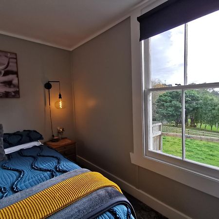 Crown Ridge Miners Cottage Karangahake Esterno foto